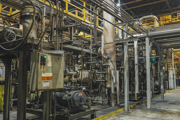 multi-purpose-production-equipment-heat-transfer-fluid Chem Group industrial equipment ready for contract manufacturing.